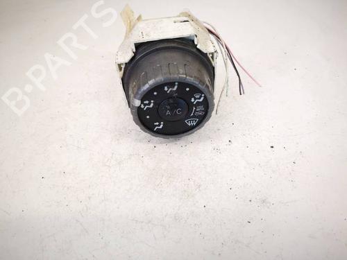 Used Climate control Climate control TOYOTA YARIS (_P9_) 1.0 VVT-i (KSP90_, KSP90R) (69 hp) 35106960 35106960