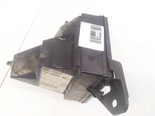 Used Fuse box Fuse box RENAULT LAGUNA III (BT0/1) 1.5 dCi (BT00, BT0A, BT0T, BT1J) (110 hp) 32605667 32605667