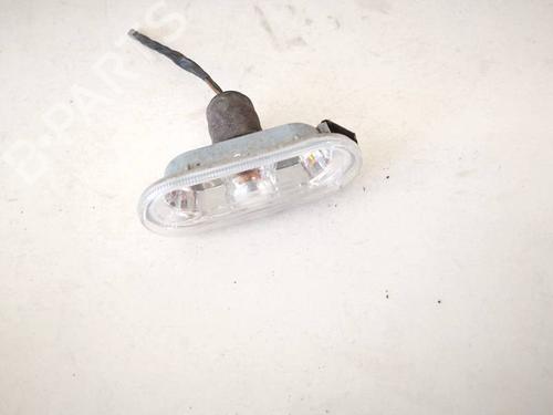 Used Right side indicator Right side indicator 35373233 35373233