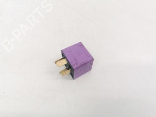 Used Electronic sensor Electronic sensor OPEL CORSA B (S93) 1.0 i 12V (F08, F68, M68) (54 hp) 32881163 32881163