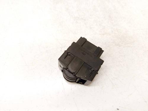 Used Switch Switch AUDI A6 C5 (4B2, 4B4) 2.5 TDI (155 hp) 40486080 40486080