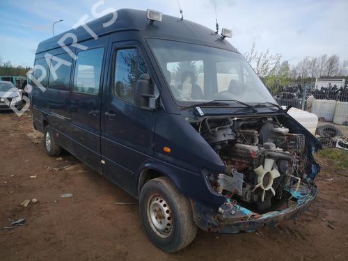 Used Parts MERCEDES-BENZ SPRINTER 2-t Bus (B901, B902) 212 D (902.471, 902.472) (122 hp) 4471418