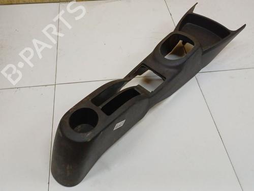 Midtkonsoll Midtkonsoll TOYOTA YARIS (_P9_) 1.5 (NCP91_, NCP91R) (109 hp) 34785577 34785577