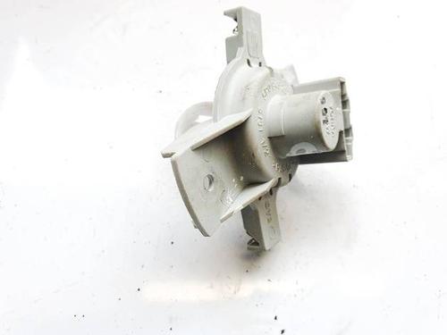 Used Lamp holder Lamp holder SEAT ALTEA (5P1) 2.0 TDI 16V (140 hp) 36588280 36588280