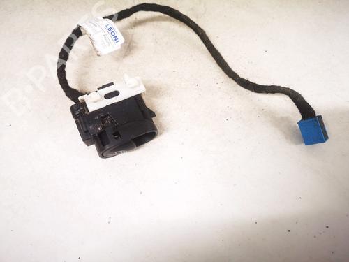 Used Switch Switch MERCEDES-BENZ C-CLASS (W203) C 270 CDI (203.016) (170 hp) 33085871 33085871