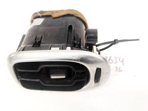 air-vent-citroen-c3-picasso-sh_-2008-32935145 main image