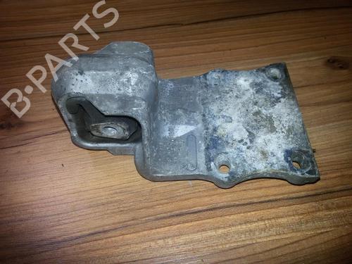 Used Engine mount Engine mount OPEL SINTRA (APV) 2.2 i 16V (OUN16, Y94) (141 hp) 33514353 33514353