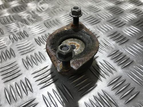 Used Engine mount Engine mount LAND ROVER RANGE ROVER II (P38A) 2.5 D 4x4 (136 hp) 33492647 33492647