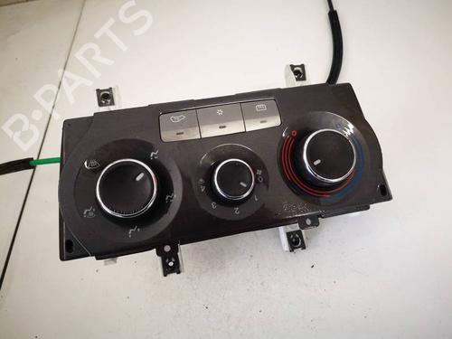 Used Climate control Climate control FIAT BRAVO II (198_) 1.9 D Multijet (198AXB1A) (120 hp) 35124060 35124060