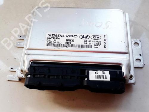 Used Engine control unit (ECU) Engine control unit (ECU) KIA SPORTAGE II (JE_, KM_) 2.0 i 16V (141 hp) 33526746 33526746