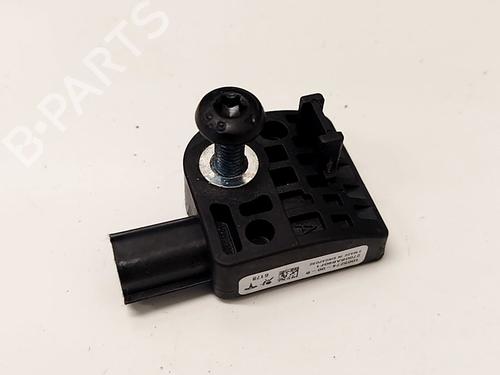 elektronisk-modul-tesla-model-s-5yjs-2012-35830696 main image