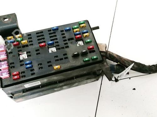 Used Fuse box Fuse box HYUNDAI SONATA IV (EF) 2.0 (134 hp) 33073230 33073230