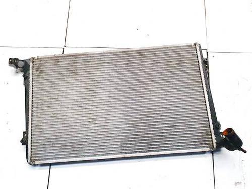 water-radiator-vw-touran-1t1-1t2-2003-2004-2005-2006-2007-2008-2009-2010-2011-36689933 main image