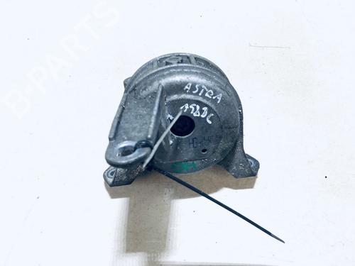 Used Engine mount Engine mount OPEL ASTRA H (A04) 1.7 CDTI (L48) (100 hp) 33109389 33109389