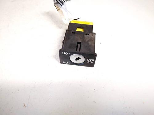 switch-vw-caddy-iii-mpv-2kb-2kj-2cb-2cj-2004-2005-2006-2007-2008-2009-2010-2011-2012-2013-2014-2015-2016-32600537 main image