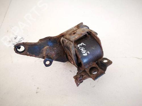 Used Engine mount Engine mount 32939890 32939890