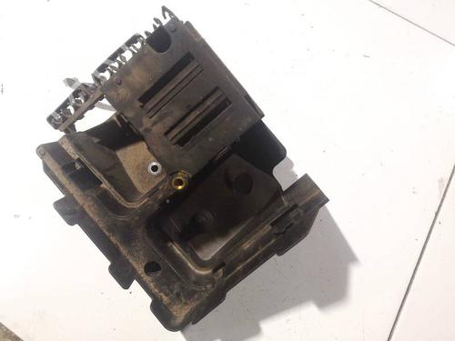 Used Fuse box Fuse box AUDI A3 (8P1) 2.0 TDI 16V (140 hp) 32561555 32561555