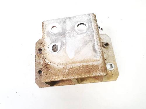 Used Front bumper bracket Front bumper bracket 35359756 35359756