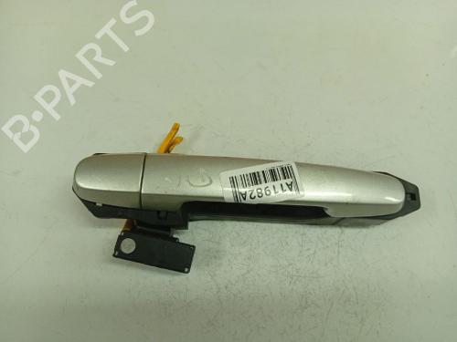 Used Rear left exterior door handle Rear left exterior door handle TOYOTA AVENSIS (_T25_) 2.2 D-CAT (ADT251_, ADT251R) (177 hp) 40519966 40519966