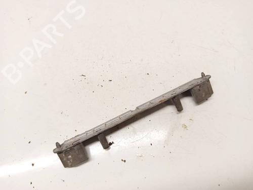 support-audi-a4-b5-8d2-1994-1995-1996-1997-1998-1999-2000-2001-32538664 main image