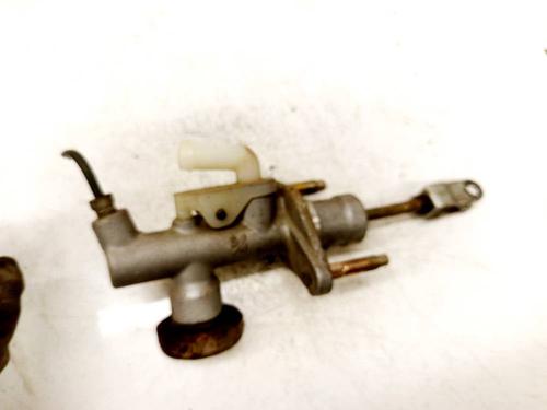 Used Brake master cylinder Brake master cylinder 37735830 37735830
