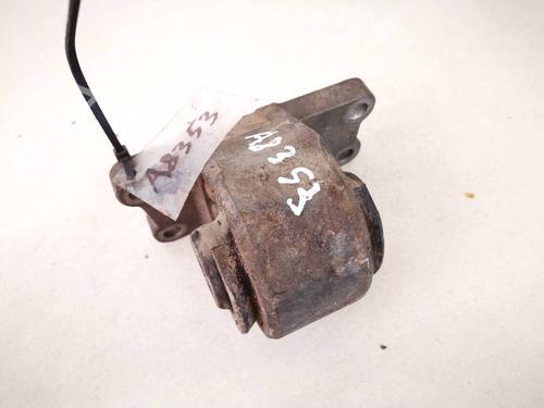 Used Engine mount Engine mount LAND ROVER DISCOVERY III (L319) 2.7 TD 4x4 (190 hp) 32921464 32921464