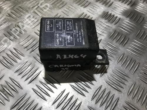 Used Fuse box Fuse box MITSUBISHI CARISMA (DA_) 1.8 16V GDI (DA2A) (125 hp) 33492593 33492593