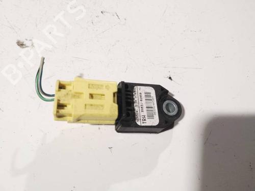 Used Electronic module Electronic module TOYOTA COROLLA (_E12_) 2.0 D-4D (CDE120R, CDE120L_) (110 hp) 32576033 32576033