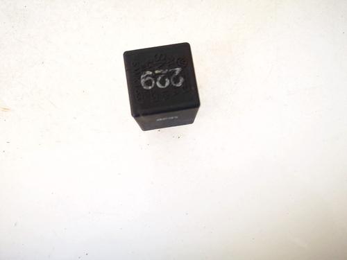 other-vw-passat-b5-variant-3b5-1997-1998-1999-2000-2001-33076616 main image