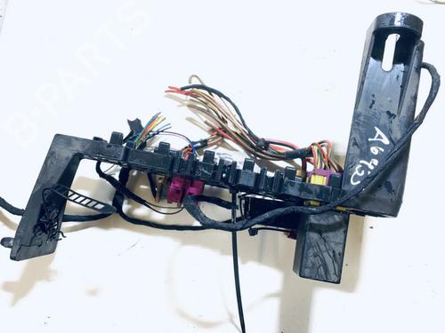 Fuse box AUDI A4 B5 (8D2) 1.9 TDI | BP33074855E1 - Image 2
