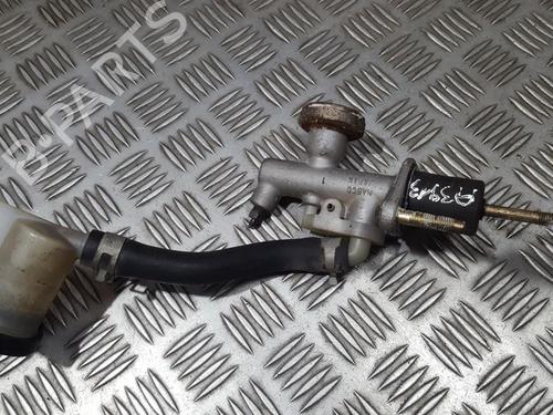 Used Brake master cylinder Brake master cylinder NISSAN ALMERA II Hatchback (N16) 2.2 Di (110 hp) 35706628 35706628