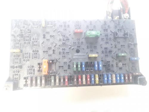 Used Fuse box Fuse box MERCEDES-BENZ M-CLASS (W163) ML 270 CDI (163.113) (163 hp) 33100690 33100690