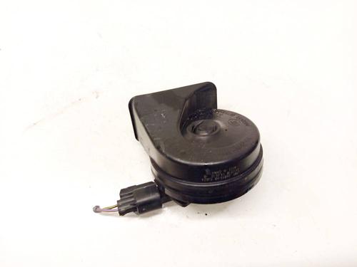 horn-audi-a1-8x1-8xk-2010-2011-2012-2013-2014-2015-2016-2017-2018-2019-34839818 main image