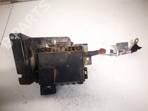 Used Fuse box Fuse box VOLVO V50 (545) 2.0 D (136 hp) 32610001 32610001