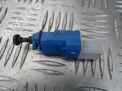 Used Electronic module Electronic module RENAULT CLIO III (BR0/1, CR0/1) 1.2 16V (BR02, BR0J, BR11, CR02, CR0J, CR11) (75 hp) 35674954 35674954