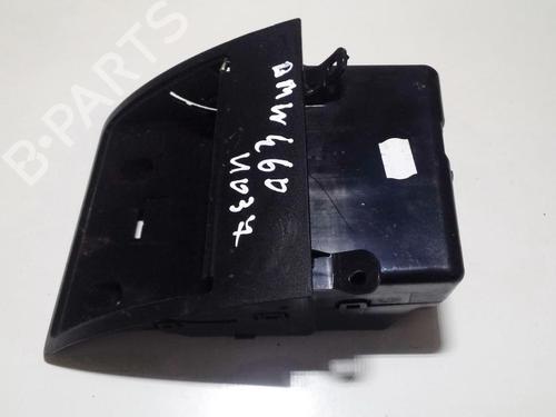 Used Glove box Glove box BMW 5 (E60) 530 i (231 hp) 35713150 35713150
