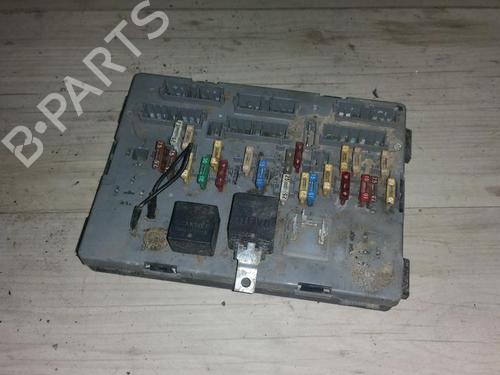 Used Fuse box Fuse box NISSAN MICRA III (K12) 1.2 16V (65 hp) 33480311 33480311
