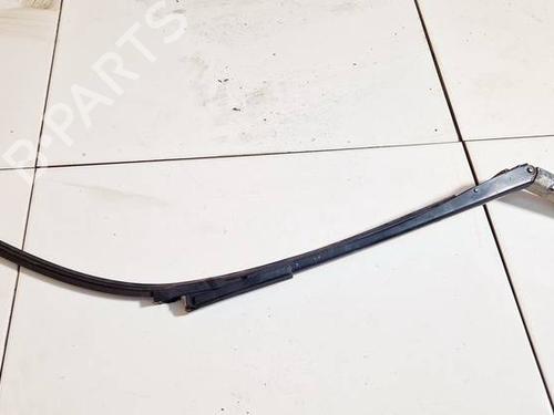 Used Front windshield wiper arm Front windshield wiper arm 32570166 32570166