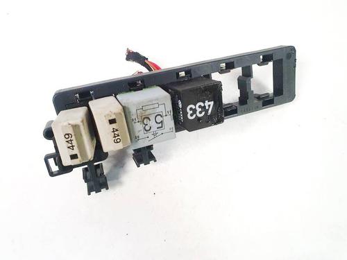 fuse-box-vw-golf-v-1k1-2003-2004-2005-2006-2007-2008-2009-2010-32924595 main image