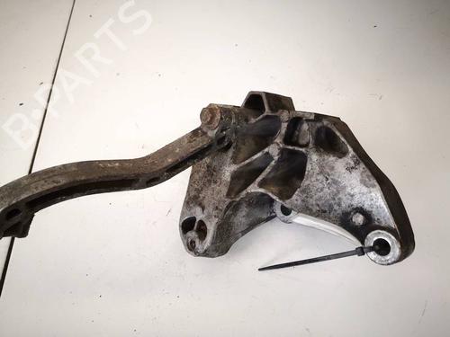 Used Support VW GOLF V (1K1) 1.9 TDI (105 hp) 32559379