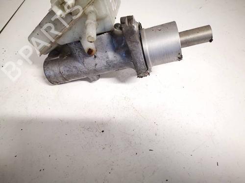 Used Brake master cylinder Brake master cylinder FORD FOCUS II (DA_, HCP, DP) 1.6 TDCi (109 hp) 35175663 35175663