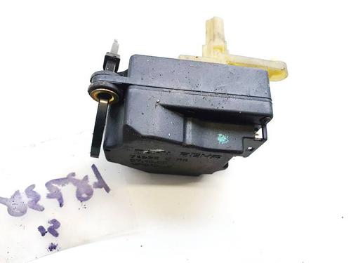electronic-module-volvo-v70-ii-285-1999-2000-2001-2002-2003-2004-2005-2006-2007-2008-32933349 main image