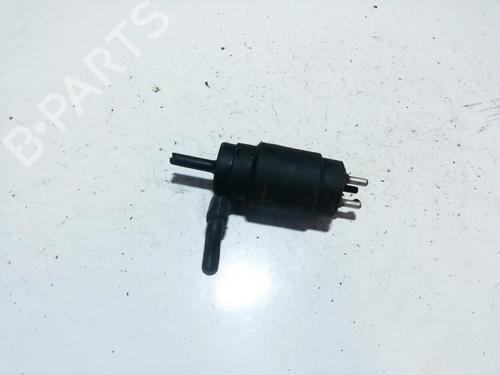 Used Washer pump Washer pump MERCEDES-BENZ C-CLASS (W202) C 220 CDI (202.133) (125 hp) 35833566 35833566