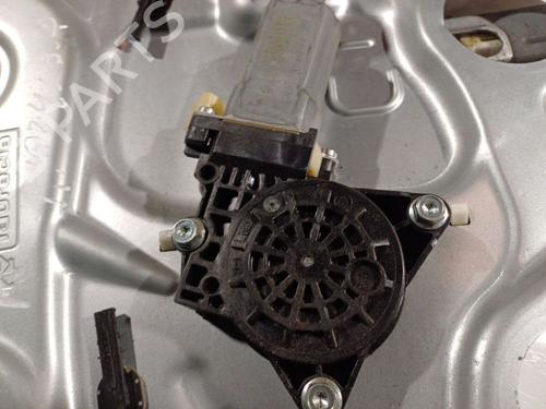 Right rear window motor HYUNDAI i30 (FD) 1.6 CRDi | BP34958435E22 - Image 2