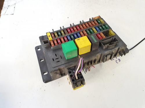Used Fuse box Fuse box ROVER 75 I Tourer (RJ) 2.0 CDT (115 hp) 32886780 32886780