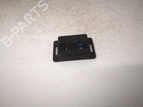 Used Electronic module Electronic module VW TOURAN (1T1, 1T2) 1.9 TDI (100 hp) 40028757 40028757