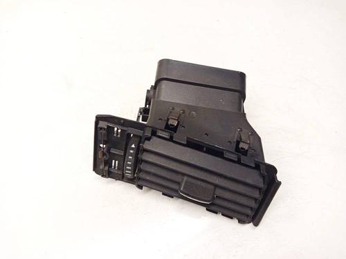 air-vent-audi-a6-c5-4b2-4b4-1997-1998-1999-2000-2001-2002-2003-2004-2005-32969685 main image