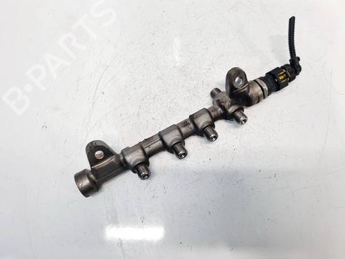 Used Injection rail Injection rail 35119989 35119989