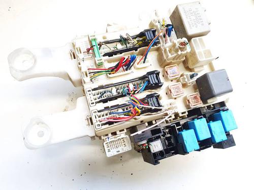 Used Fuse box Fuse box TOYOTA RAV 4 III (_A3_) 2.2 D (ALA35_) (150 hp) 32616167 32616167