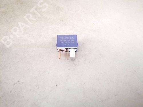 Used Electronic sensor Electronic sensor TOYOTA COROLLA Verso (ZER_, ZZE12_, R1_) 2.2 D-4D (AUR10_, AUR10R) (136 hp) 32922462 32922462